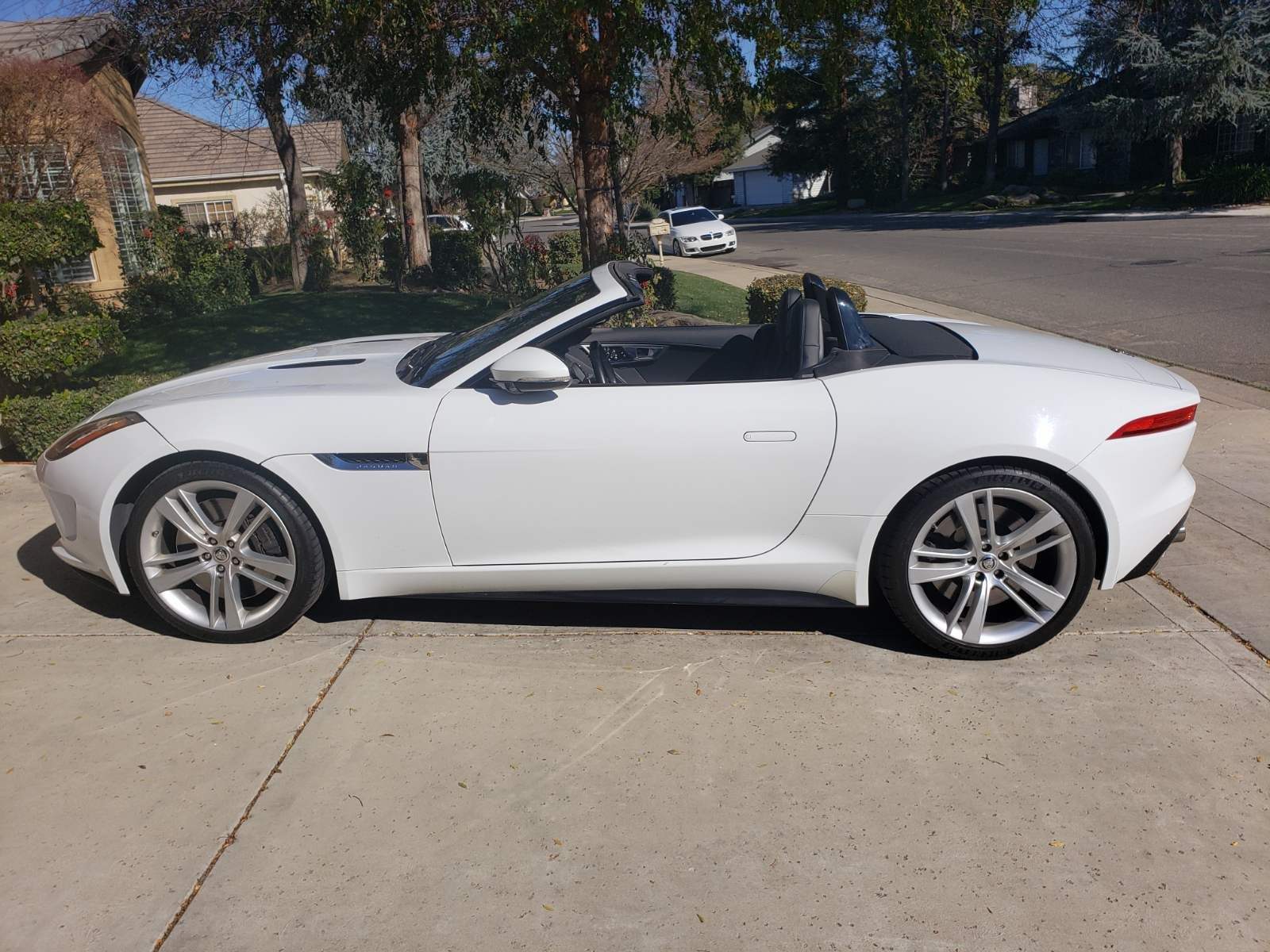 2014 Jaguar F-Type - 2014 F-Type V8S - Clean carfax, Title in hand - Used - VIN SAJWA6GL1EMK07752 - 56,950 Miles - 8 cyl - 2WD - Automatic - Convertible - White - Fresno, CA 93611, United States