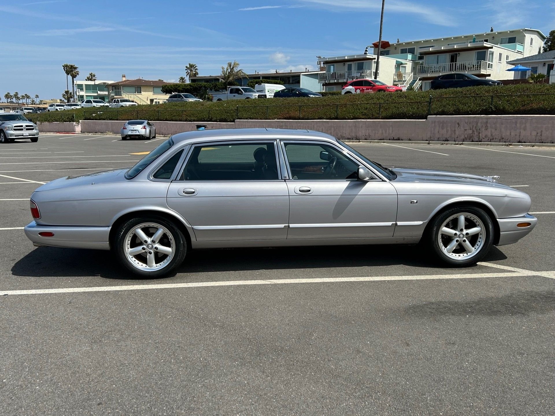 2000 Jaguar XJ8 - Amazing 2000 Jaguar XJ8 L Sport Silver Sedan w/ 111K Miles pure So. California Car - Used - VIN SAJDA23C4YLF06834 - 111,000 Miles - 8 cyl - 2WD - Automatic - Sedan - Silver - Redondo Beach, CA 90277, United States