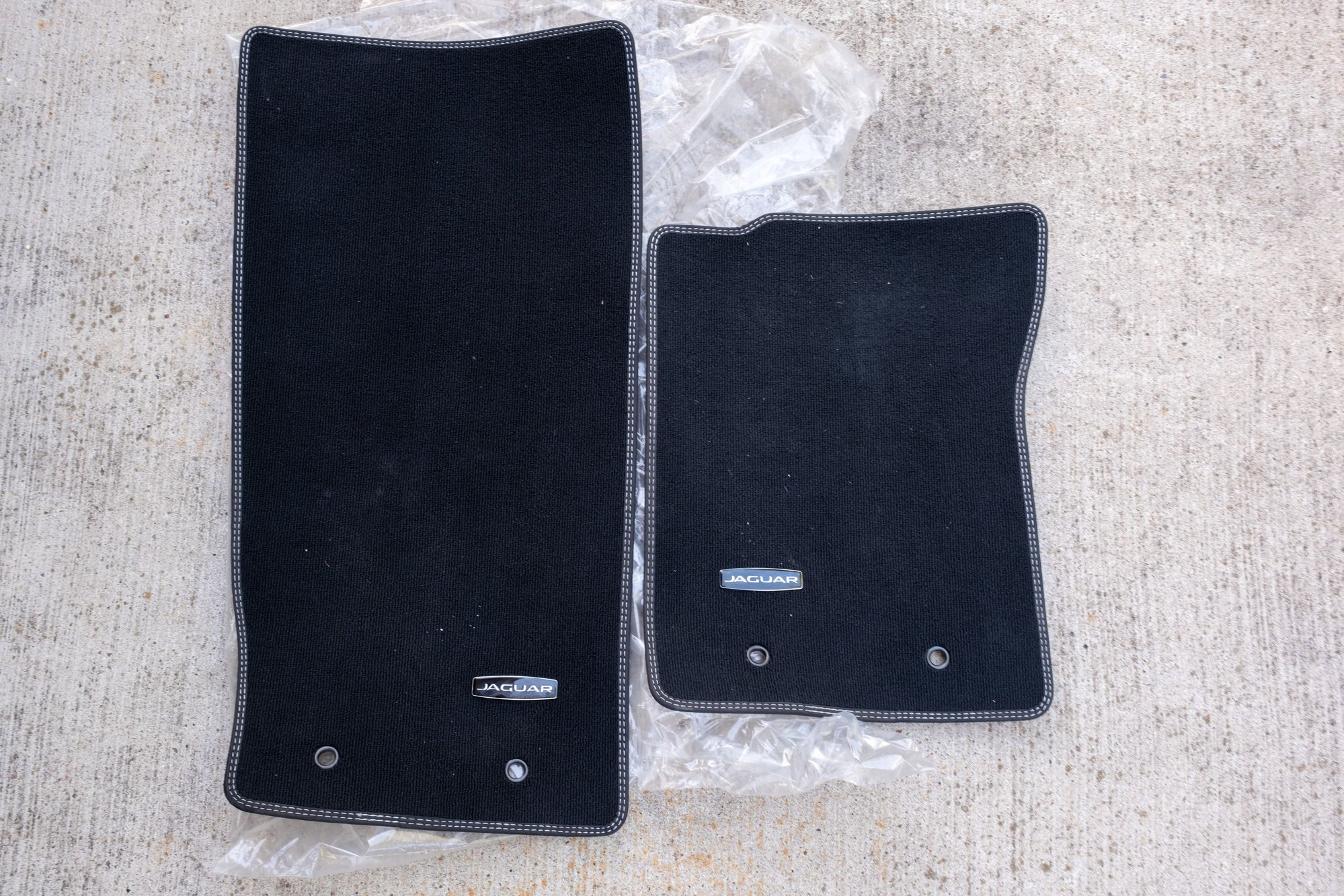 2020 Jaguar F-Type - 2020 F Type SVR Convertible Black exterior, Black interior, CCB, Carbon Fiber Package - Used - VIN SAJDZ5FE5LCK63399 - 12,500 Miles - 8 cyl - AWD - Automatic - Convertible - Black - Austin, TX 78735, United States