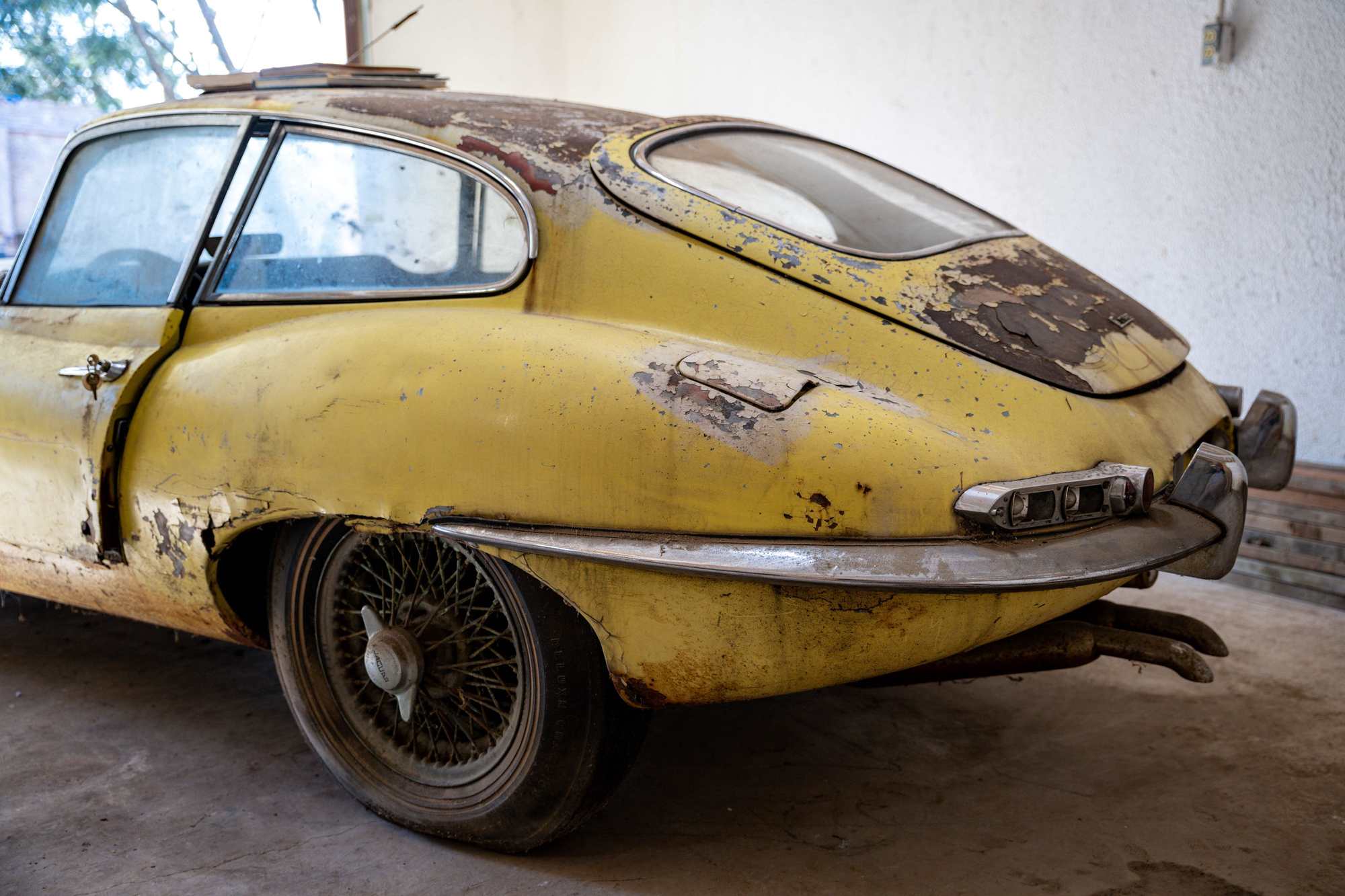 1964 Jaguar XKE - 1964 Jaguar XKE For Sale in Michigan - Used - VIN 00000000000889110 - 66,618 Miles - 6 cyl - 2WD - Manual - Coupe - Yellow - Romeo, MI 48065, United States