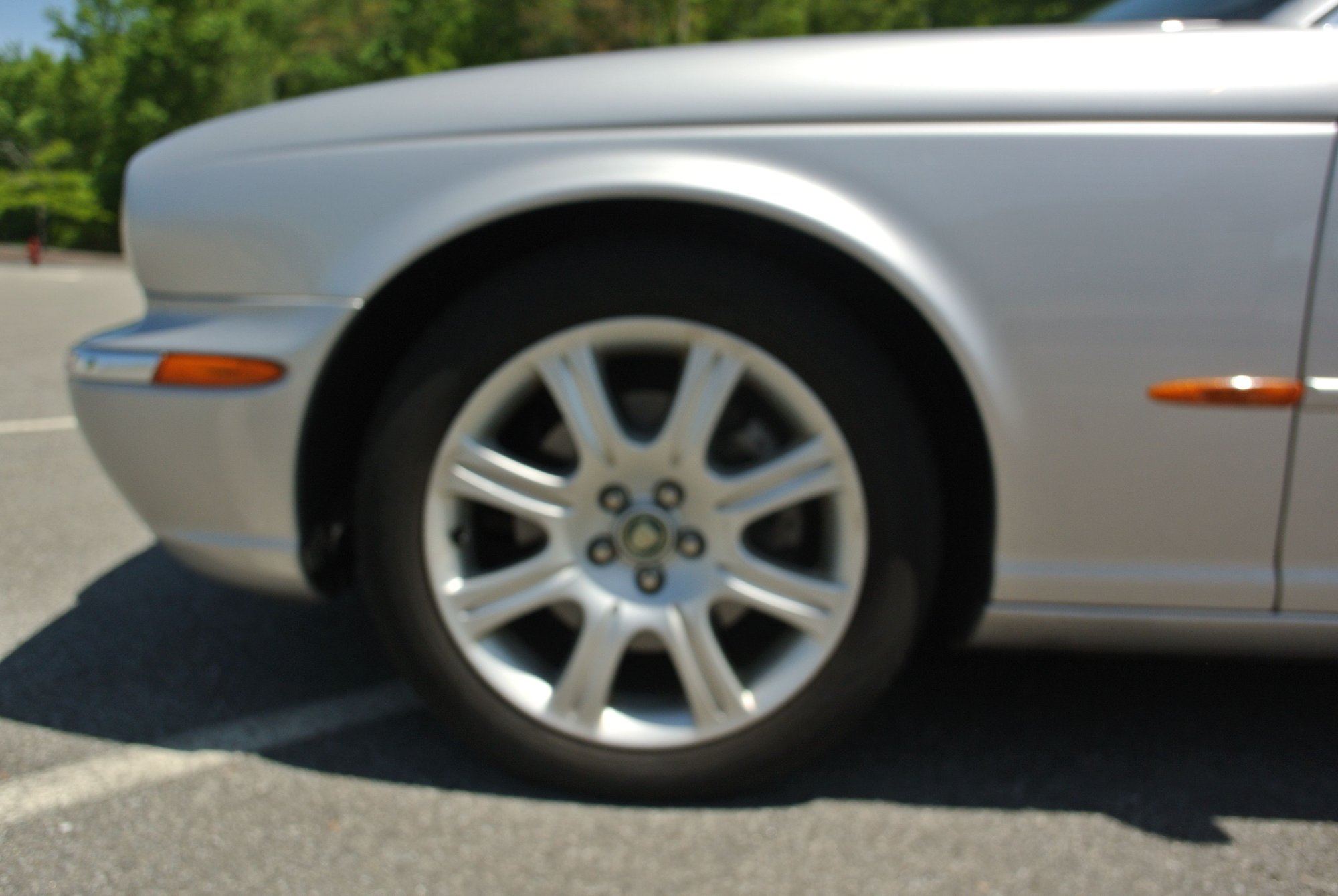 2004 Jaguar Vanden Plas - 2004 Jaguar Vanden Plas with fully fucntioning factory air-electronic suspension - Used - VIN SAJEA74C14SG11606 - 167,200 Miles - 8 cyl - 2WD - Automatic - Sedan - Silver - South Windsor, CT 06074, United States