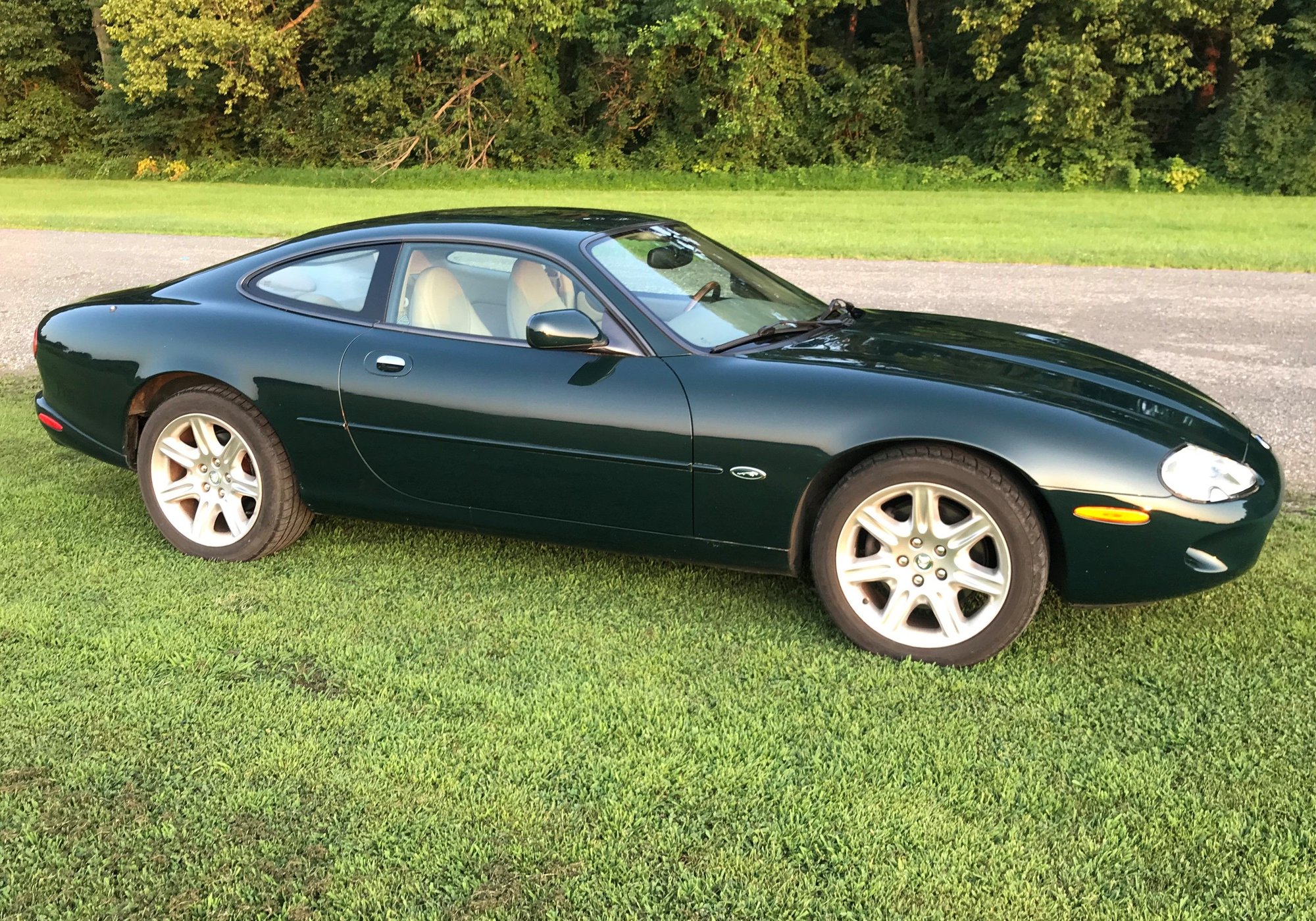 2000 Jaguar XK8 - 2000 brg xk8 - New - VIN SAJJA41C0YNA06028 - 62,000 Miles - 8 cyl - 2WD - Automatic - Coupe - Berwyn, PA 19312, United States