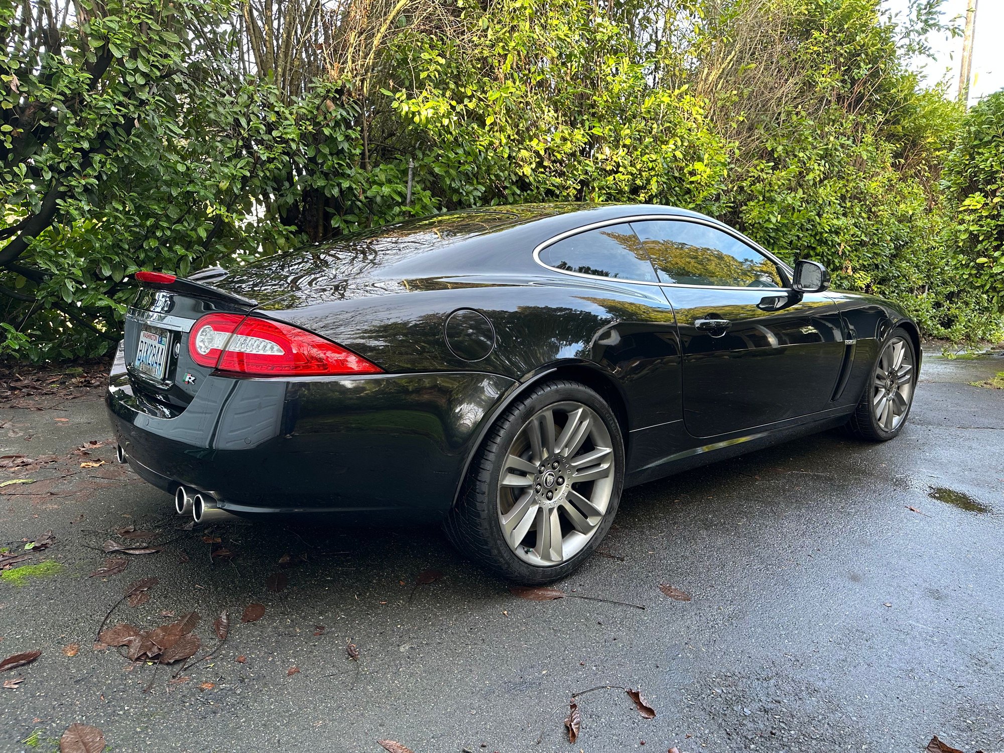 2010 Jaguar XKR - 2010 Jaguar XKR - Used - VIN SAJWA4DC0AMB34931 - 84,100 Miles - 8 cyl - 2WD - Automatic - Coupe - Black - Seattle, WA 98188, United States