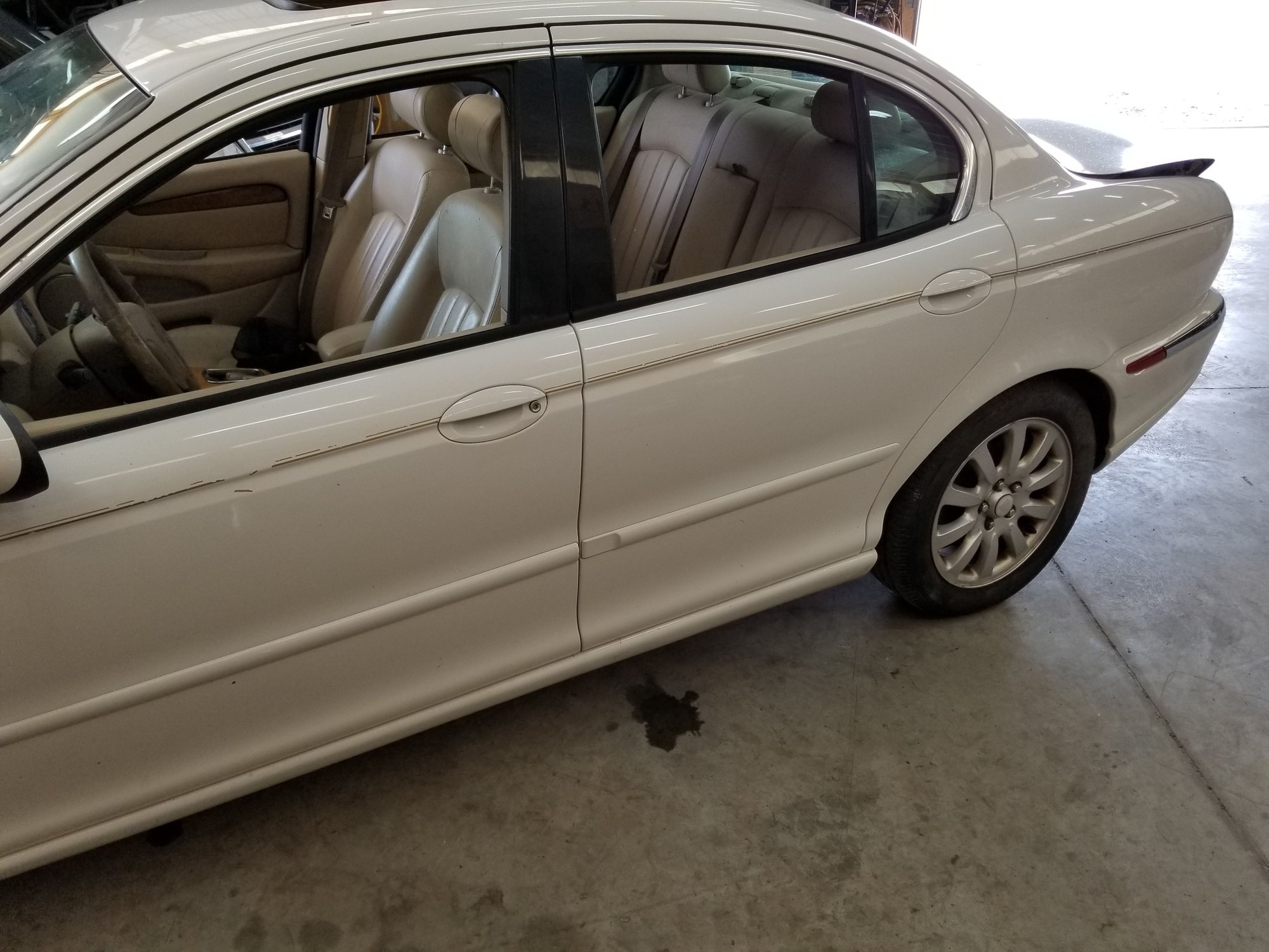 2002 Jaguar X-Type - 2002 jaguar x-type part out - Used - VIN Sajea51d83xd10429 - 160,000 Miles - 6 cyl - AWD - Automatic - White - Harrisburg, PA 17301, United States