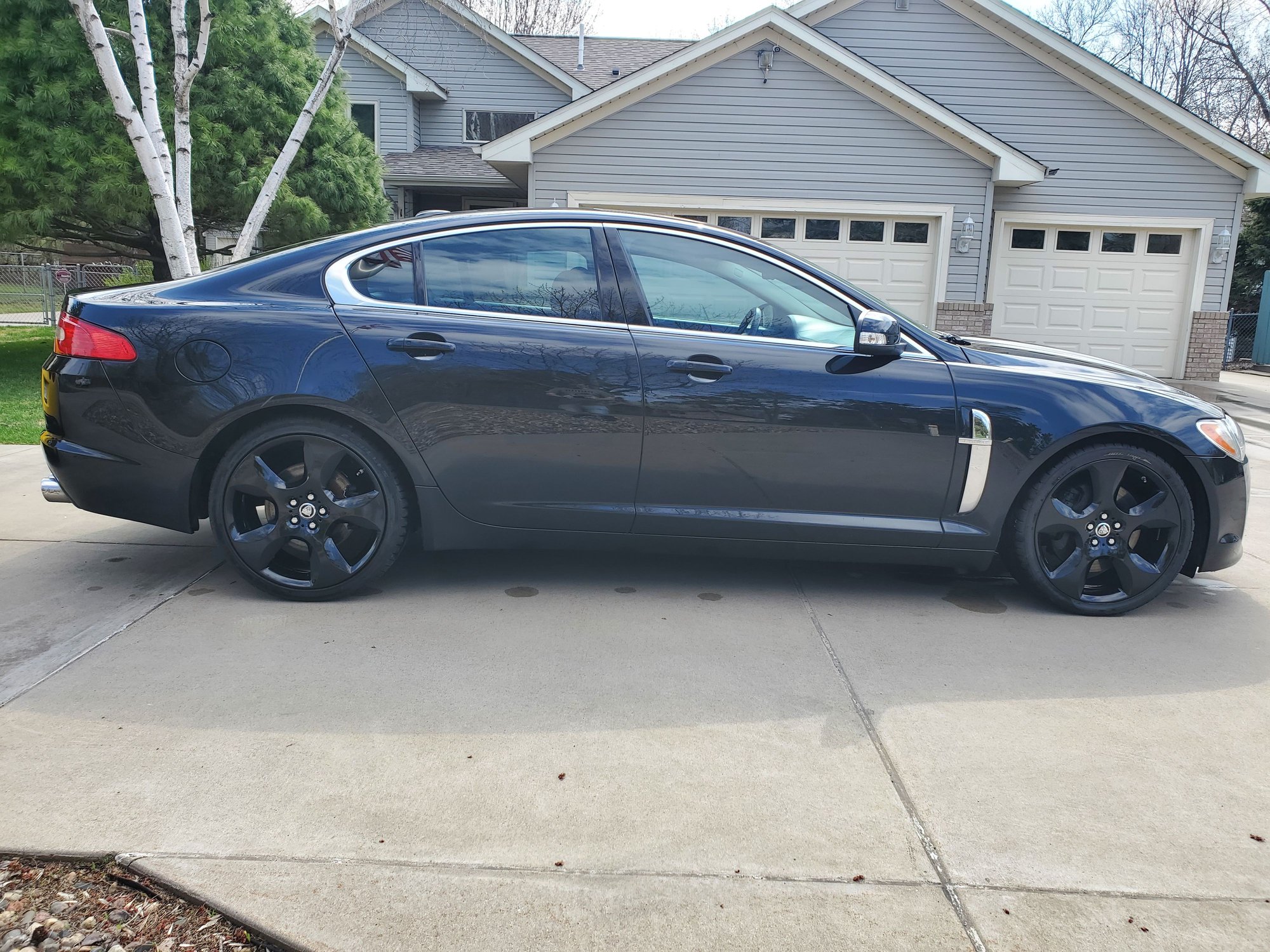 2009 Jaguar XF - 2009 Jaguar XF Supercharged - Used - VIN SAJWA07C391R10483 - 95,000 Miles - 8 cyl - 2WD - Automatic - Sedan - Black - Champlin, MN 55316, United States