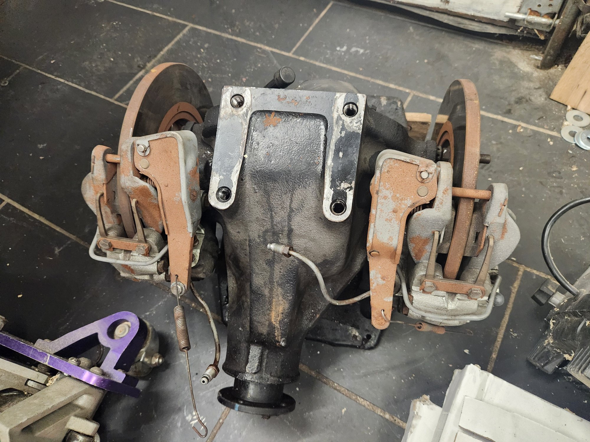 Drivetrain - For Sale: 3.31 rear end with Powr-Lok (needs a rebuild) - Used - -1 to 2025  All Models - Brooklyn, NY 11218, United States