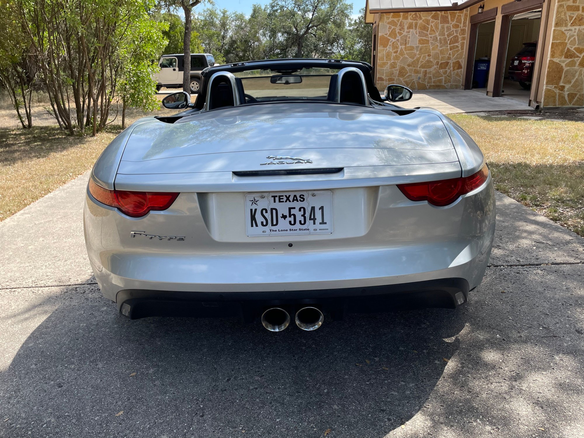 2014 Jaguar F-Type - My loss your gain - Used - VIN SAJWA6E7XE8K08672 - 32,420 Miles - 6 cyl - 2WD - Automatic - Convertible - Gray - New Braunfels, TX 78132, United States