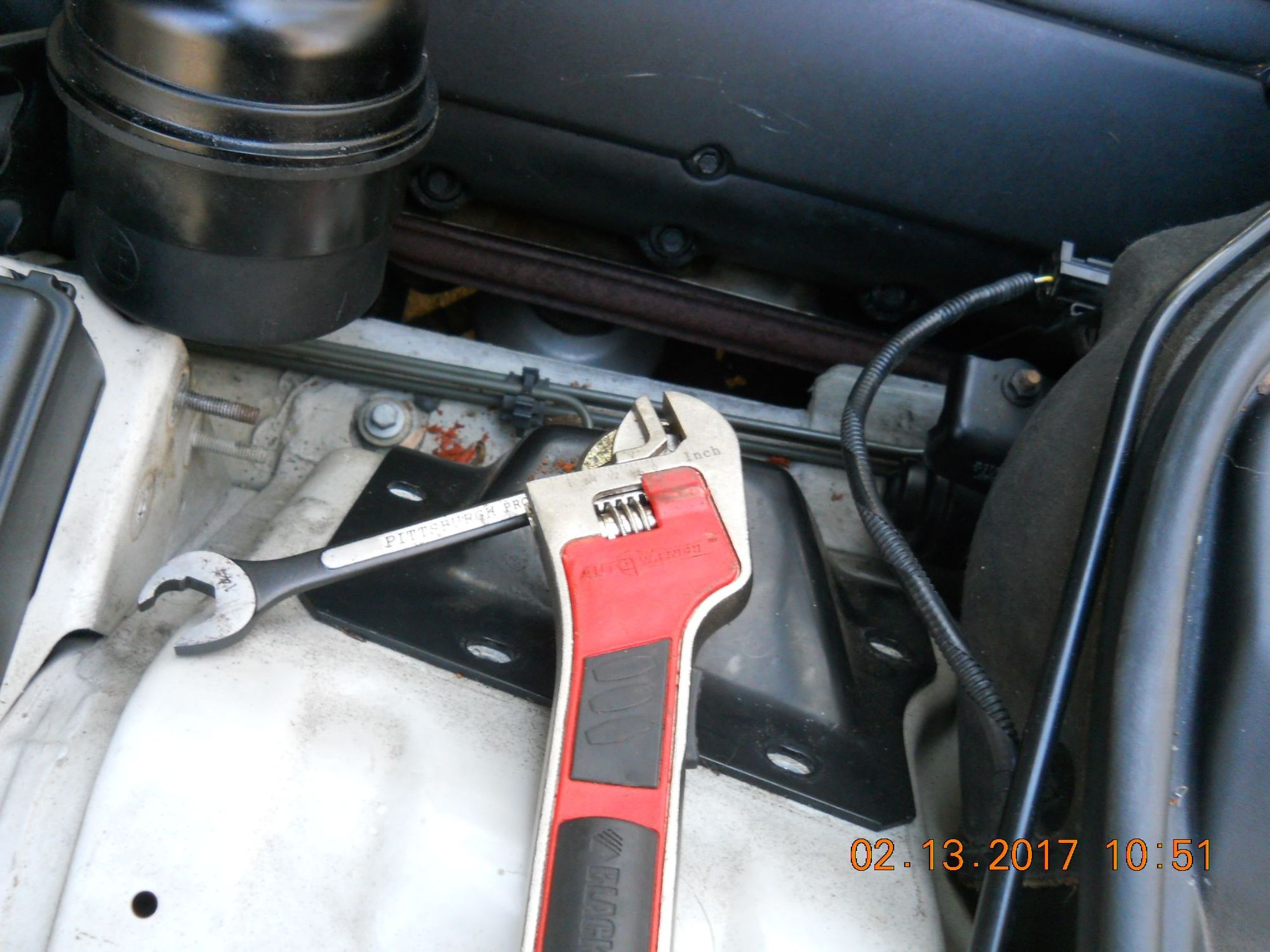 Installing 1999 XJ8 VDP Shock Tower bushings without a BFH Jaguar