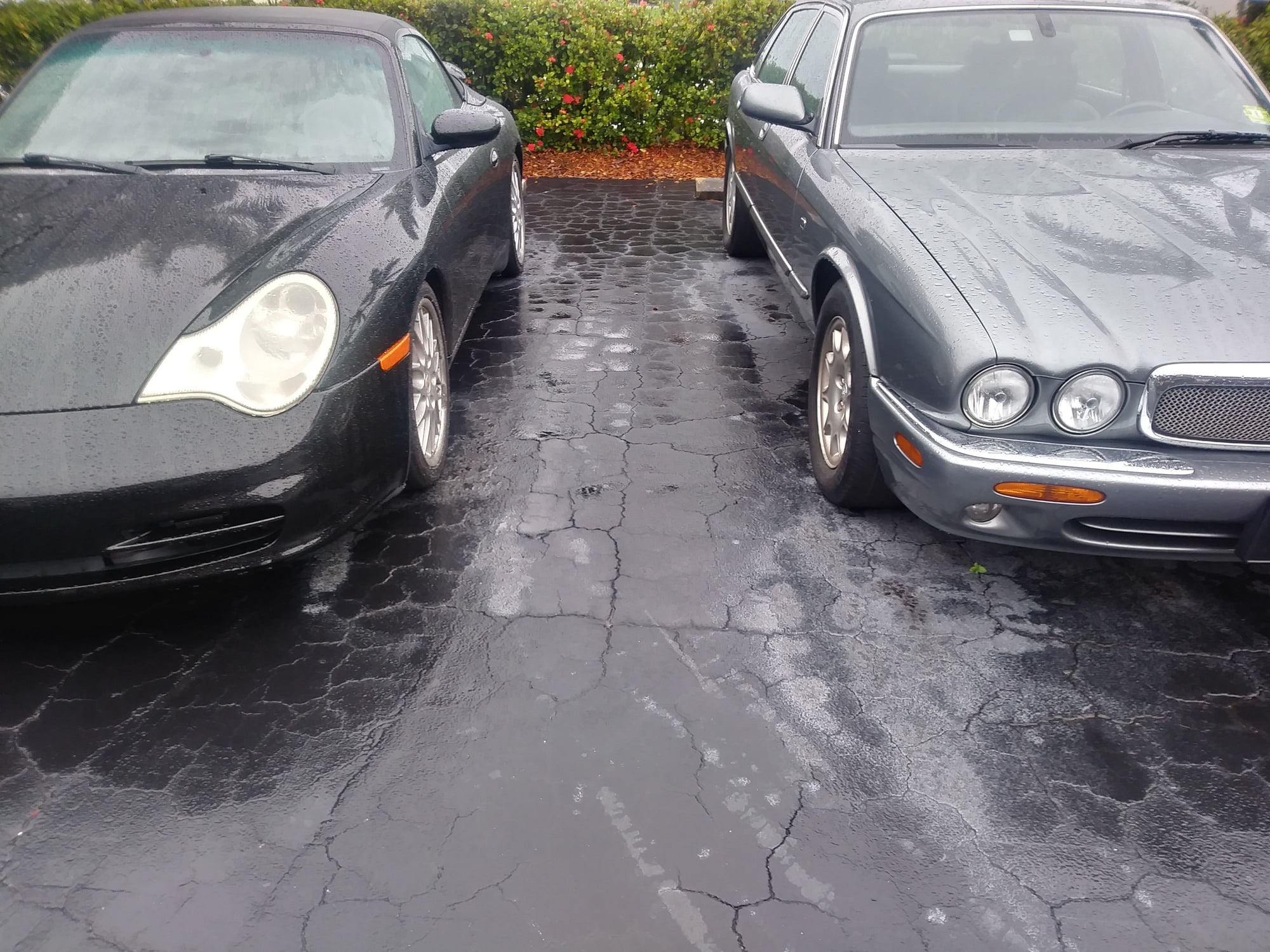 2003 Jaguar XJ8 - X308 Parts Car -- good parts bad trans. - Used - VIN 00000000000000000 - 123,000 Miles - 8 cyl - 2WD - Automatic - Sedan - Gray - Port Charlotte, FL 33952, United States