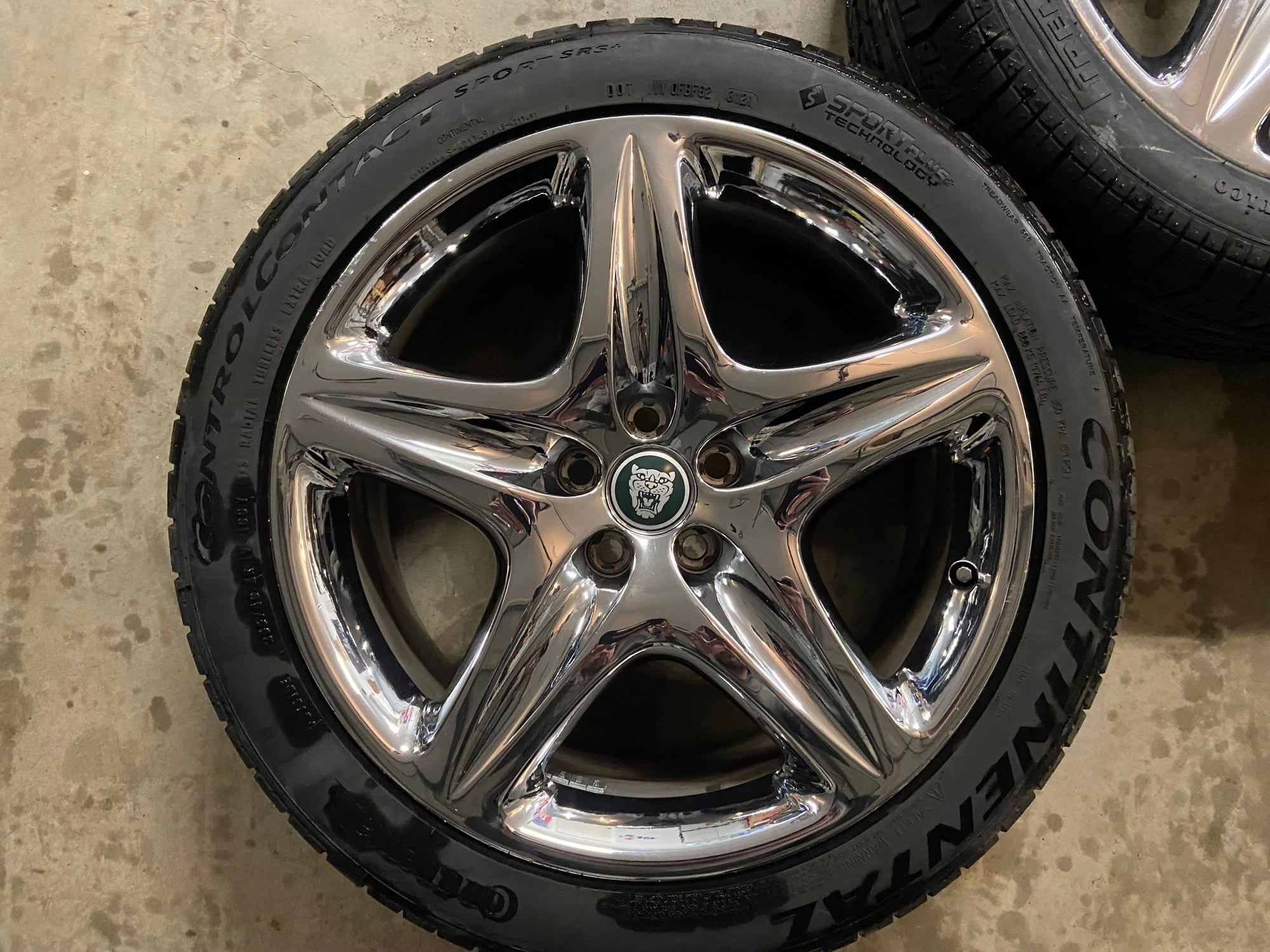 Wheels and Tires/Axles - 2005/X350 Jaguar XJ OEM 'Custom' chrome 5-spoke 19" wheels, recent Continental tires - Used - 2004 to 2006 Jaguar XJ8 - Coppell, TX 75019, United States