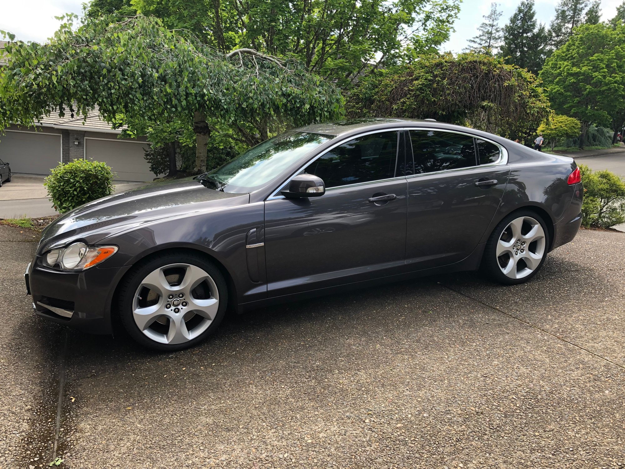 2009 Jaguar XF - Jaguar XF Supercharged 420 HP - 65K miles. Portland, OR - Used - VIN SAJWA07C991R25134 - 8 cyl - 2WD - Automatic - Sedan - Gray - Portland, OR 97224, United States