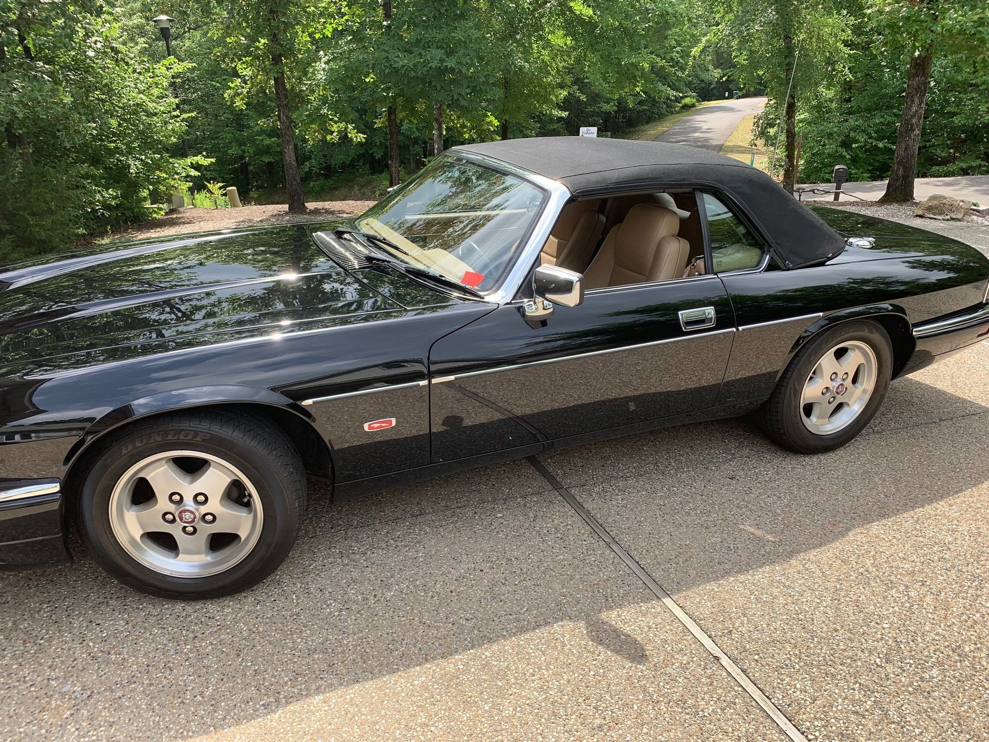 1995 Jaguar XJS - 1995 Jaguar XJS 2+2 6 cyl convertible for sale - Used - VIN SAJNX2747SC197788 - 6 cyl - 2WD - Automatic - Convertible - Black - Hot Springs Village, AR 71909, United States