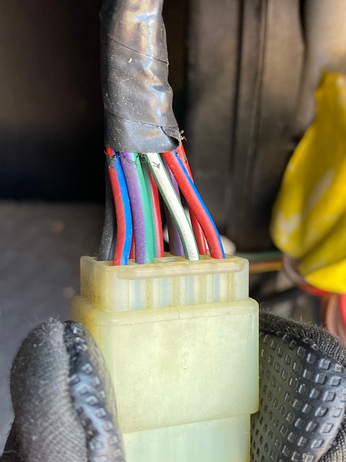 Opposite side of bridged connector.