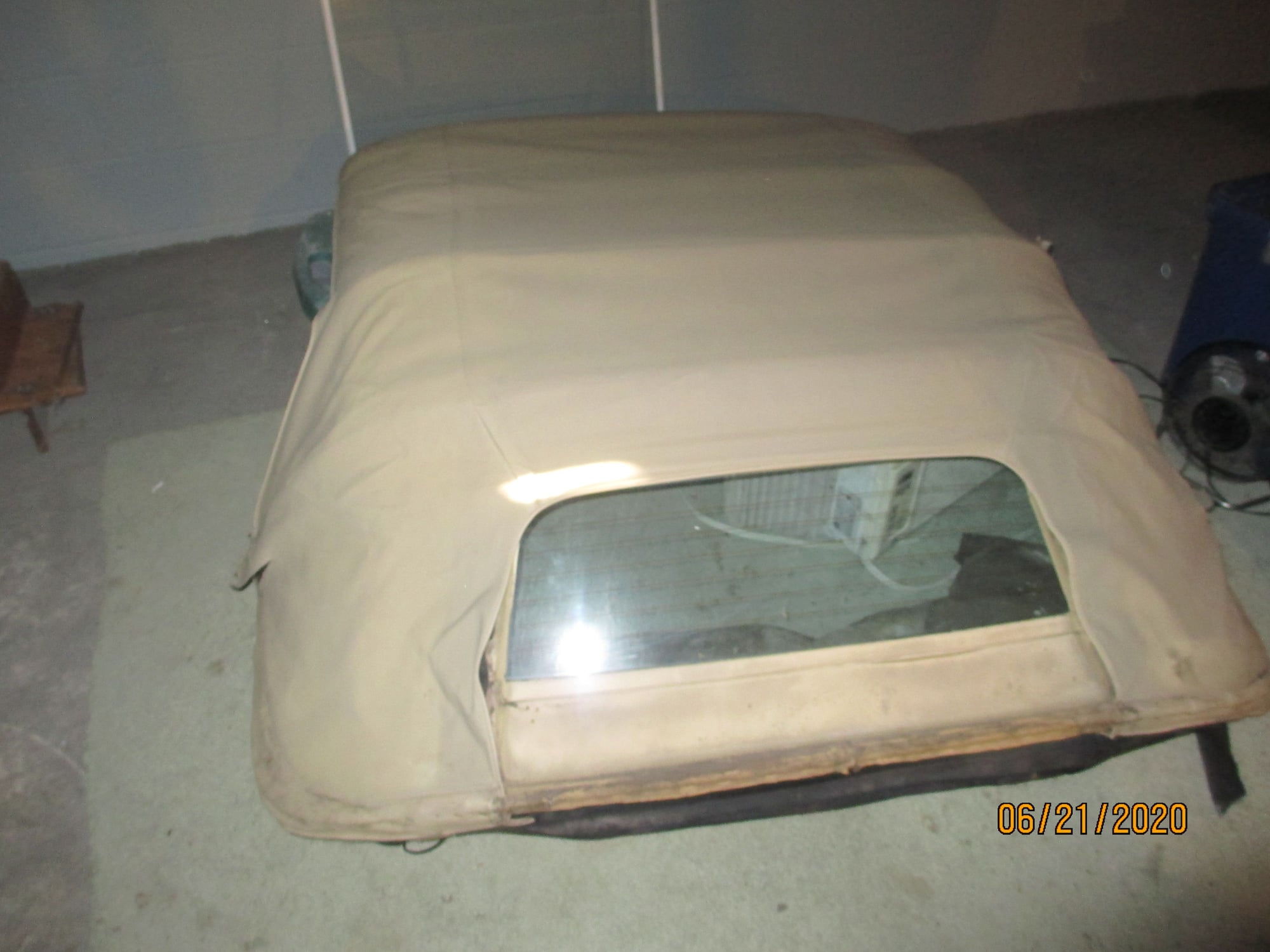 Exterior Body Parts - 1987 1988 Hess and Eisenhardt Tan Convertible Top - Used - 1987 to 1988 Jaguar XJS - Coal Township, PA 17866, United States