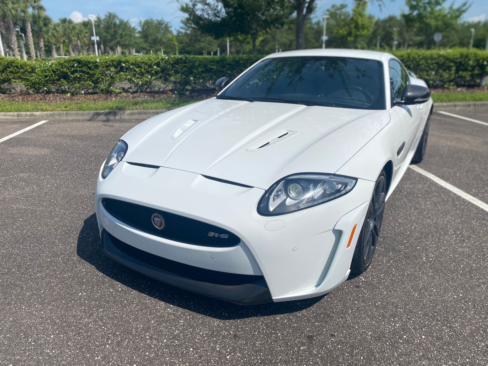2013 Jaguar XKR-S - immaculate 2013 Jaguar XKR-S - Used - VIN SAJWA4HAXDMB49613 - 39,970 Miles - 2WD - Automatic - Coupe - White - Tampa, FL 33618, United States