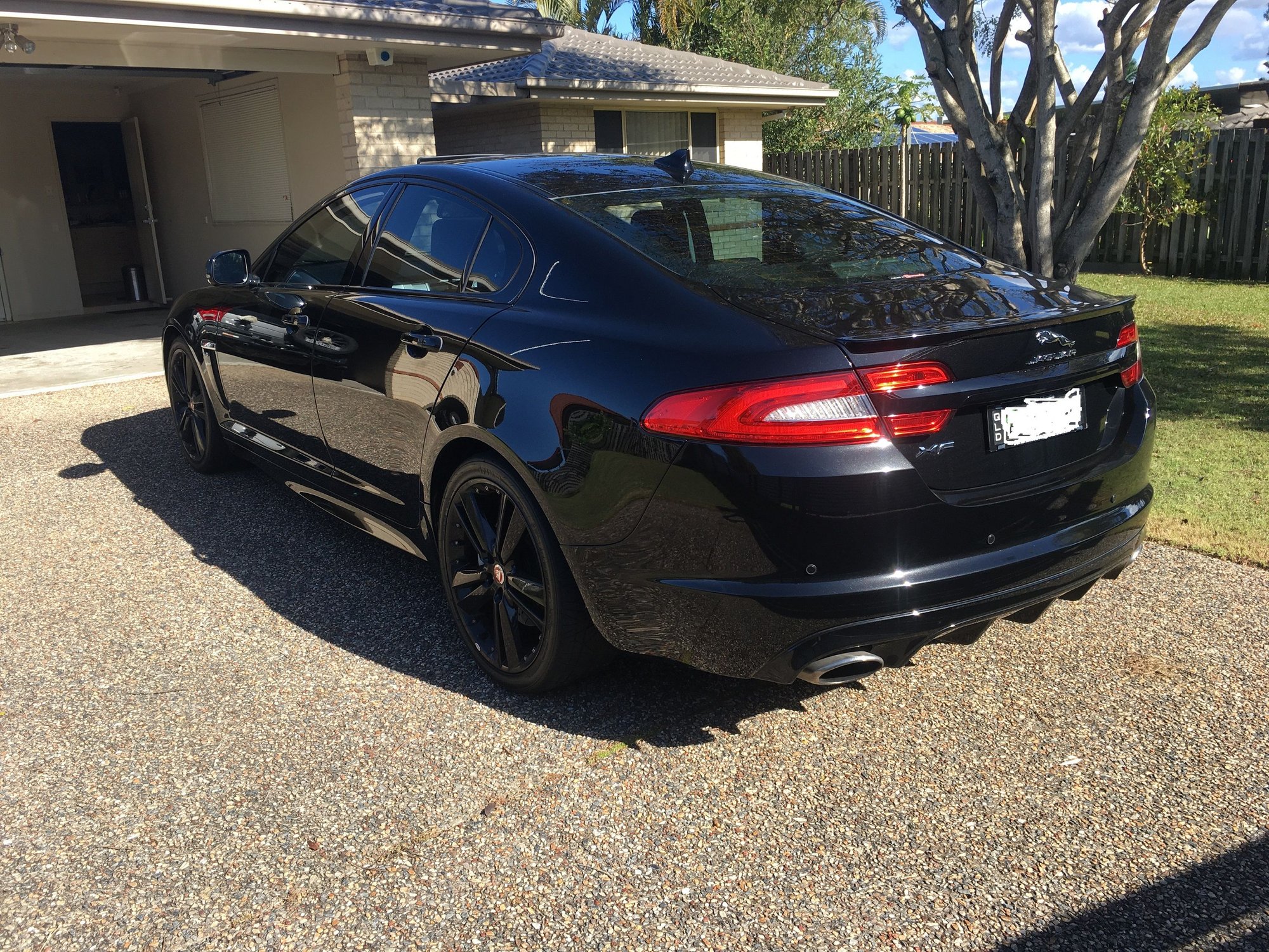 2014 Jaguar XF - Special order by dealer - Used - VIN SAJAC0581E8U28616 - 70,000 Miles - 6 cyl - 2WD - Automatic - Sedan - Black - Gold Coast, Australia