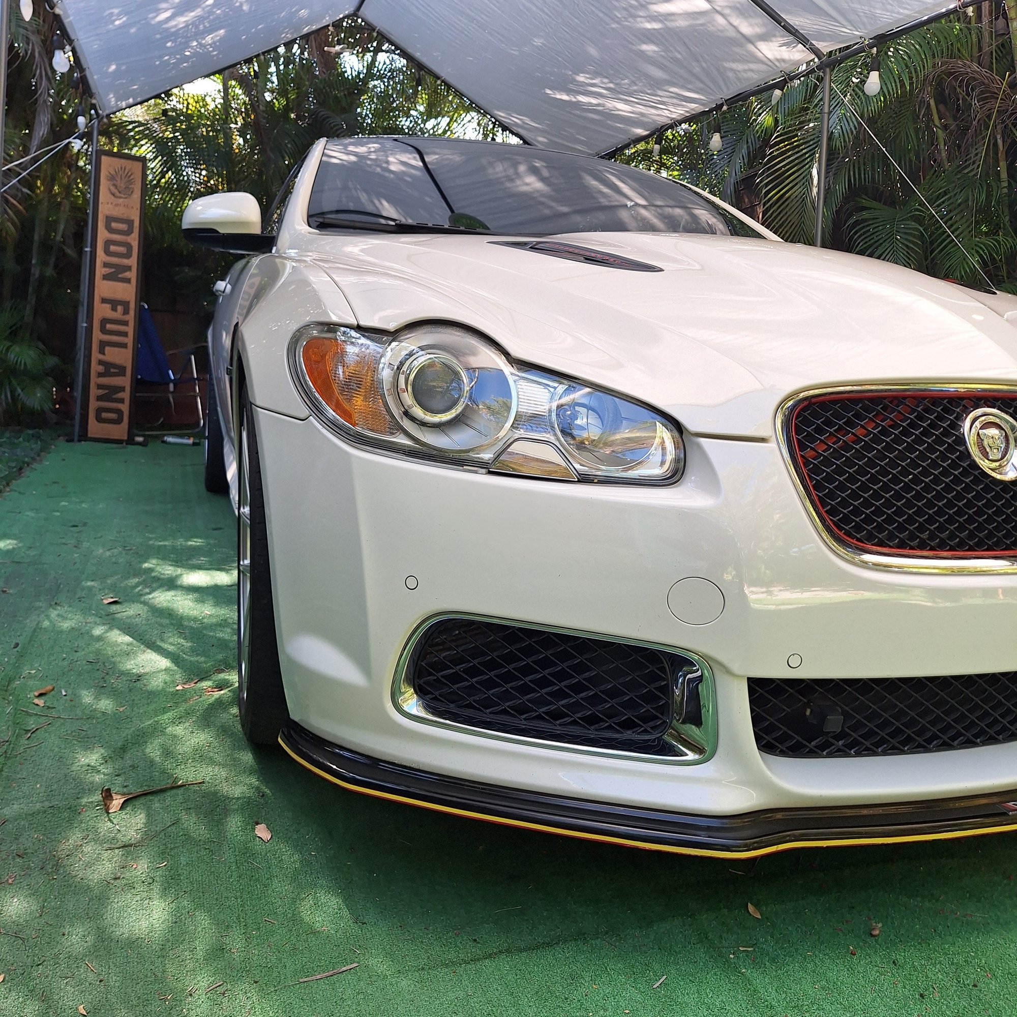 2010 Jaguar XFR - Jaguar xfr supercharged - Used - VIN SAJXAOJC6MR50962 - 96,000 Miles - 8 cyl - 2WD - Automatic - Sedan - White - Fort Lauderdale, FL 33304, United States