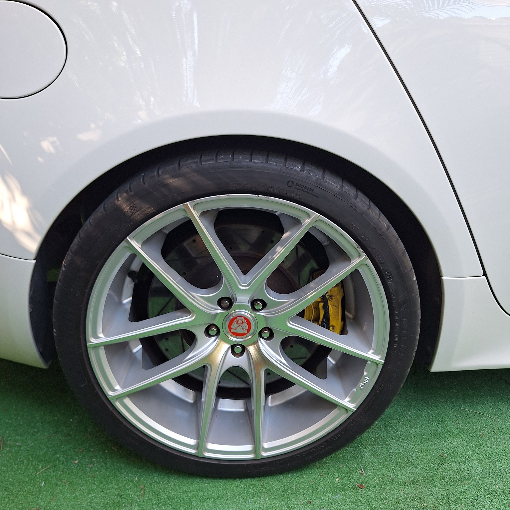 2010 Jaguar XFR - Jaguar xfr supercharged - Used - VIN SAJXAOJC6MR50962 - 96,000 Miles - 8 cyl - 2WD - Automatic - Sedan - White - Fort Lauderdale, FL 33304, United States