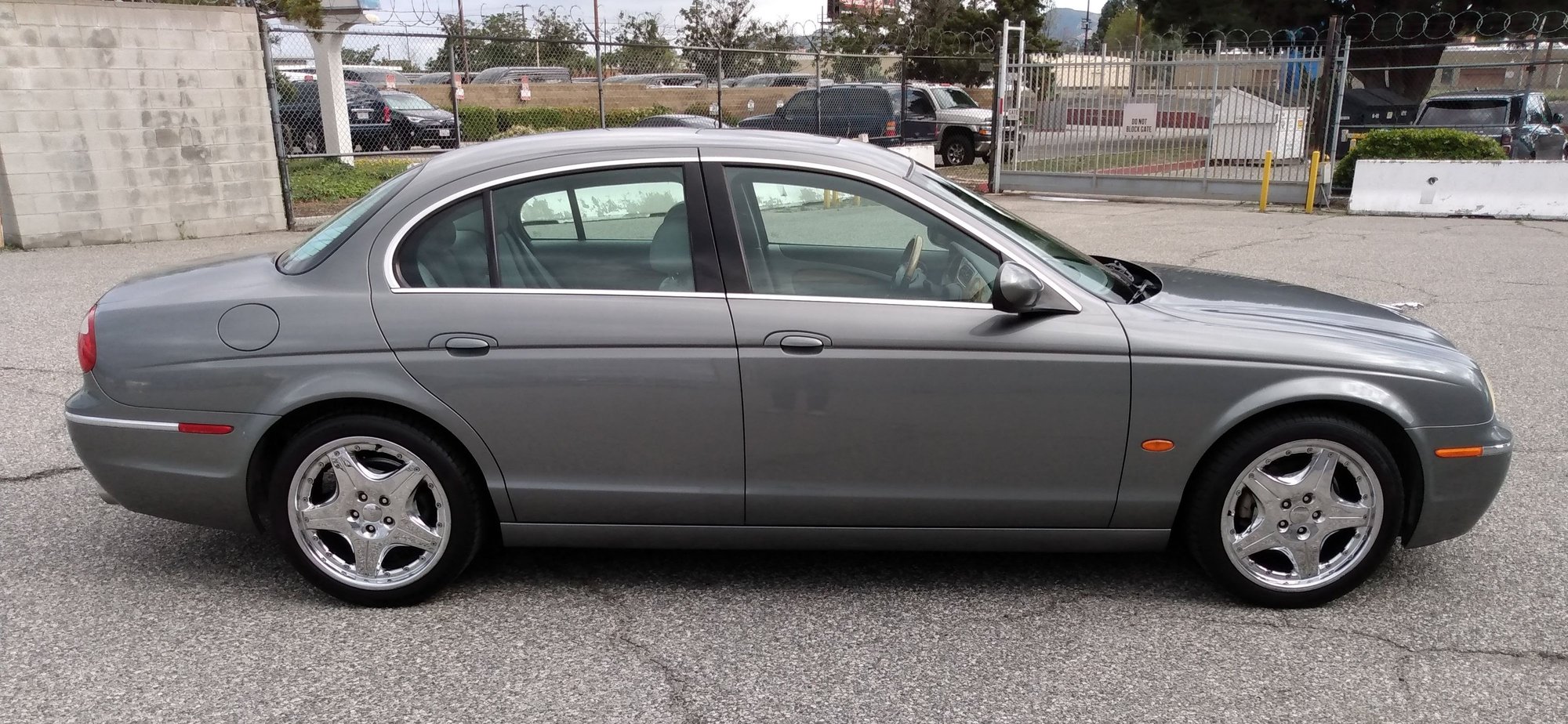 2005 Jaguar S-Type - Sadly selling my 2005 Jaguar S Type 4.2 - Used - VIN SAJWA01U55HN24067 - 187,000 Miles - 8 cyl - 2WD - Automatic - Sedan - Gray - Moorpark, CA 93021, United States