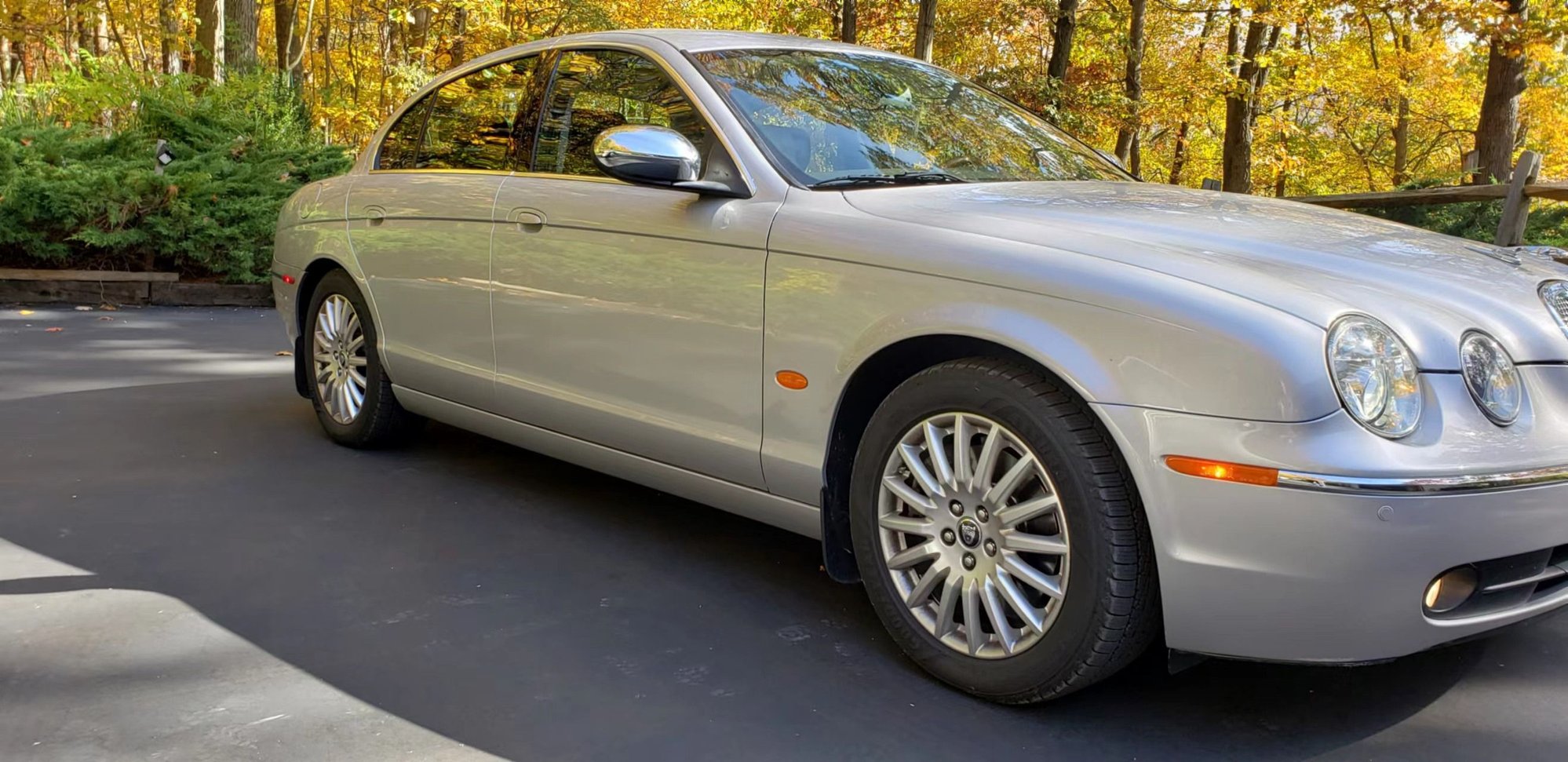 2006 Jaguar S-Type - 2006 Jaguar 'S'type VDP - Used - VIN SAJWA01B16HN55218 - 66,500 Miles - 8 cyl - 2WD - Automatic - Sedan - Silver - Harrisburg, PA 17018, United States