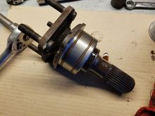 Differential output shaft assembly.  These two O-rings need replacement.