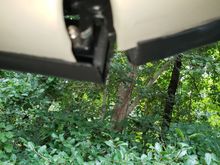 Convertible top frame ahead of the guide pin