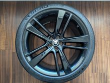 Wheel 3 (Rear) -- Note: the reflection on the edge might look like curb rash, but it's just a reflection.