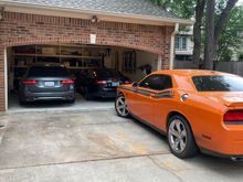 Seems like he doesn’t want to leave me, nobody interested in the Jag. Maybe it’s a sign that I should keep it 😎.
It doesn’t bother me, it actually looks nice in my garage…what do you say? 