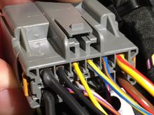 power plug of X351 seat. Yellow/red and brown/red wires are 