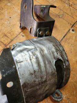 Modified anti roll bracket