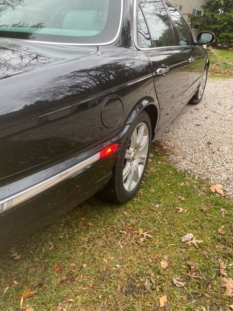 2004 Jaguar XJ8 - 2004 XJ8 Excellent Condition - Used - VIN Sajwa71c34sg29291 - 110,300 Miles - 8 cyl - 2WD - Automatic - Sedan - Black - Kingsville, OH 44048, United States