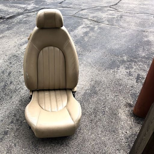 Interior/Upholstery - 2002 Jag XK8 passanger seat - Used - 1998 to 2002 Jaguar XK8 - Marion, IA 52302, United States