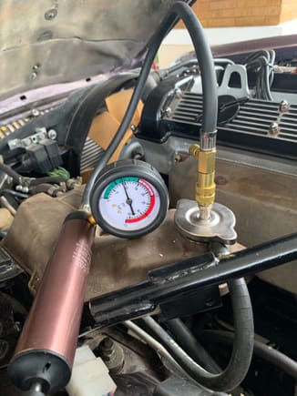 Pressure tester on the cooling system