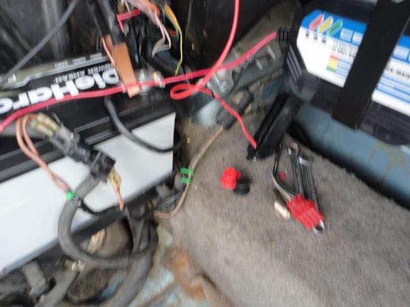 red wire inserted into white wire pin 18