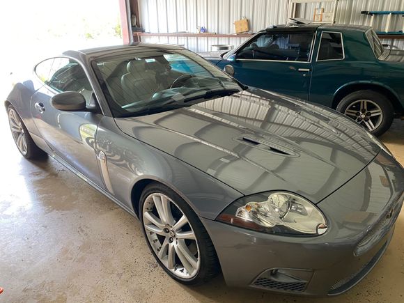 Right side from front