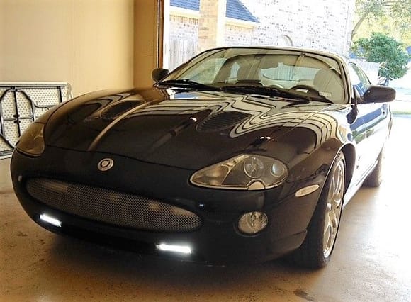       2005 Jaguar XKR Coupe - Onyx/Ivory
20" BBS "Montreal" Wheels - Osram DTRL