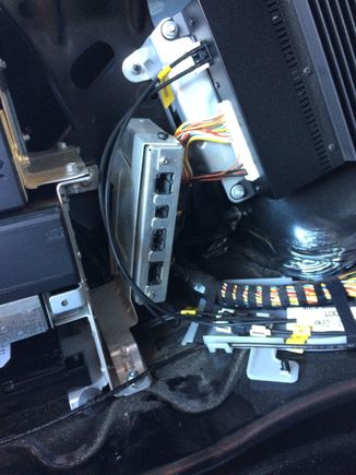 Gateway module in bracket without wiring