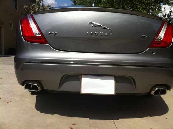 Exhaust pipe accessory tips