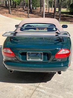 Boot can be opened with rack in place