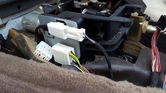 J gate wire harness on bottom. Disconnect to remove jgate.