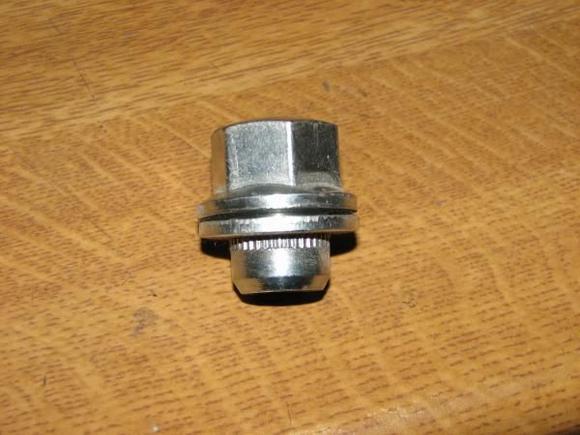 Wheel nut
