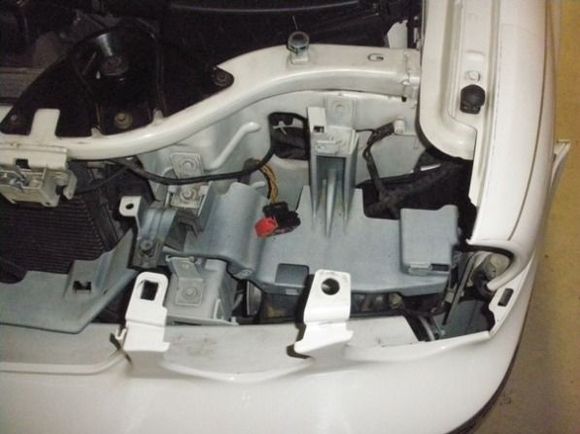 Remove Headlamp Assy