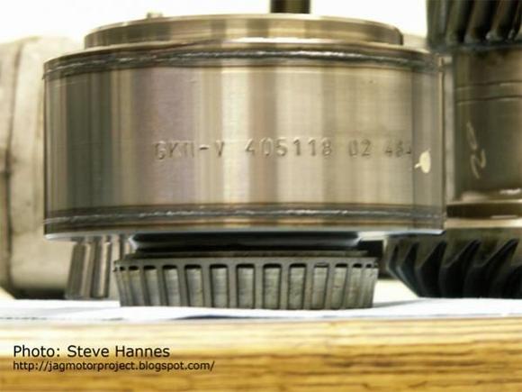 Steve Hannes: Now back to the viscous coupler. It is a sealed unit containing the series of discs, alternating, every other one drive, then the even ones driven. The viscous coupler actually has two moving components - the outer shell, and an inner hollow splined shaft. The driven discs in the sealed VC are connected to the output shaft to the front wheels. The drive discs are connected to the inner shaft fed by the planetary gearset on the 39% side.
**** more info: http://jagmotorproject.blogspot.com/2007/02/motor-project-17-transfer-time.html   ****