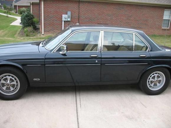 'Gizmo' 1986 Jaguar XJ6