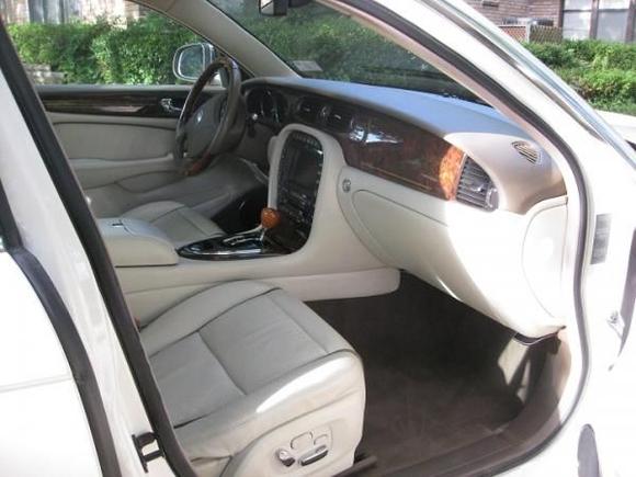 Jag XJ VDP 08 int f rt