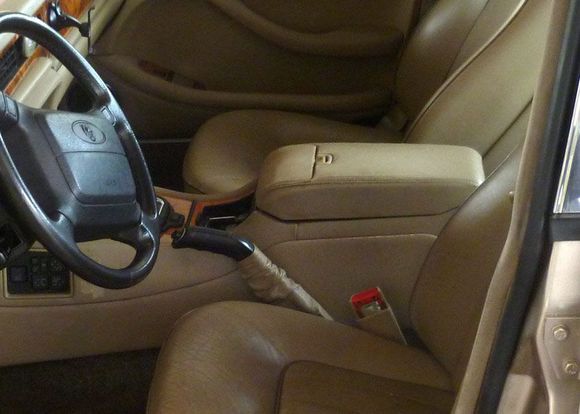 annoying broken trim (seat belt still works though)