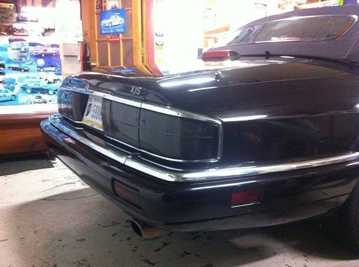 1994 Jaguar XJS - Will sell cheep, just serviced, gearbox just took a dump after flush - Used - VIN SAJNX2746RC190390 - 127,000 Miles - 6 cyl - 2WD - Automatic - Convertible - Black - Bloomington, IN 47404, United States