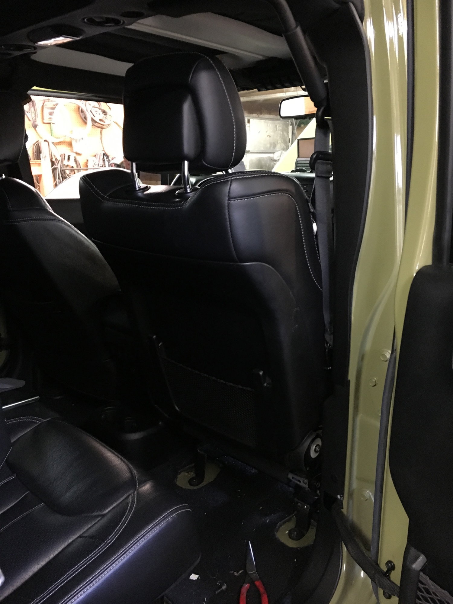 Srt Seat Swap Jk Forum Com The Top Destination For Jeep