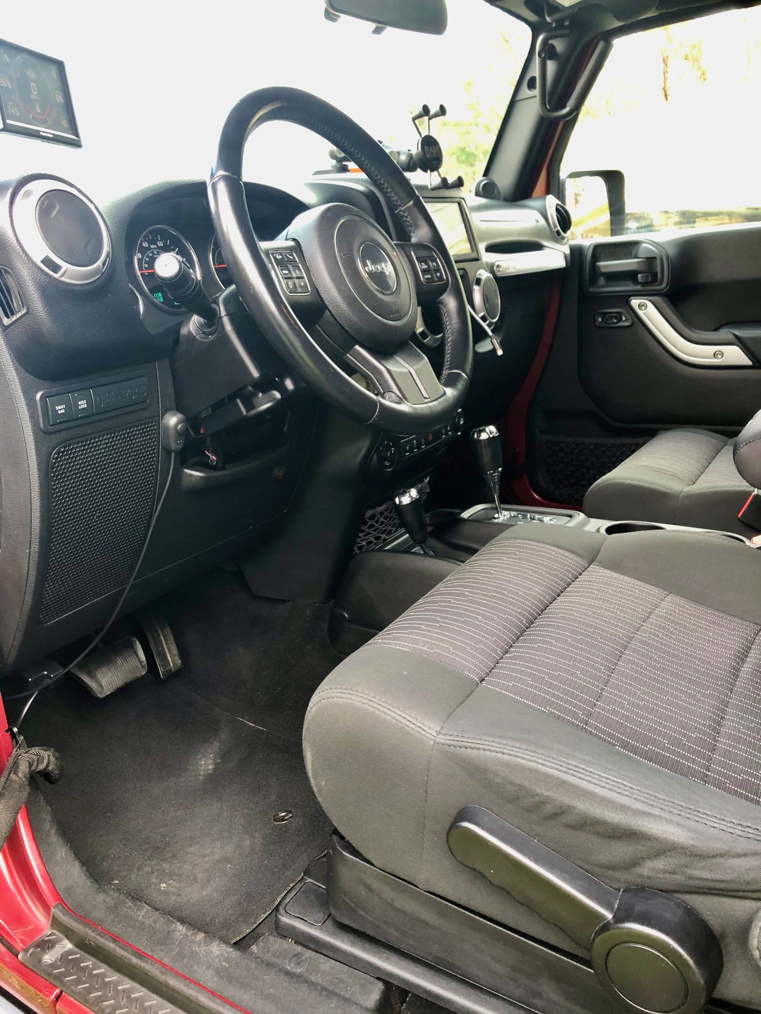 2012 Jeep Wrangler - 2012 Rubicon w SteerSmarts, MetalCloak and more... - Used - VIN 1C4HJWCGXCL19899 - 6 cyl - 4WD - Automatic - SUV - Red - Blacksburg, VA 24060, United States