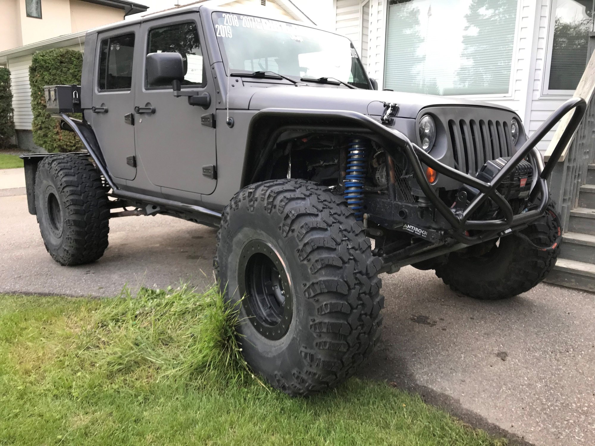 2007 Jeep Wrangler - UNIQUE JKU/JK "Gladiator" short bed: Backhalfed, Hemi, One Tons, King Coilover, Irok, - Used - VIN 1J4GA591X7L127104 - 40,000 Miles - 8 cyl - 4WD - Automatic - SUV - Gray - Missoula, MT 59808, United States